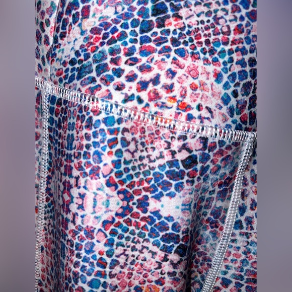 Calia By Carrie Underwood Mosaic Print Leggings - Picture 5 of 8